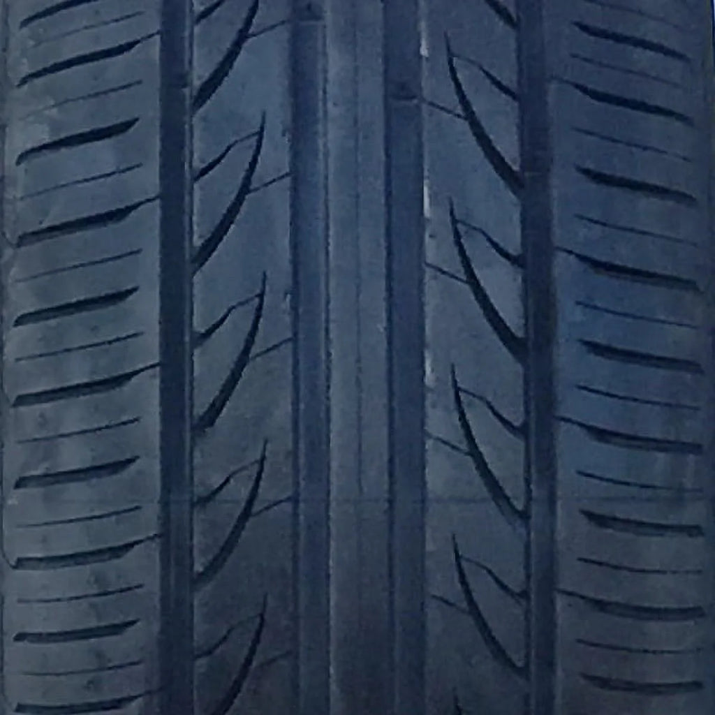215/35ZR18 84W XL All Season Performance Tire F8441