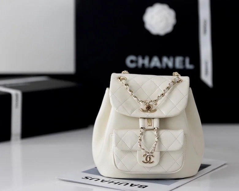 White Backpack H56101