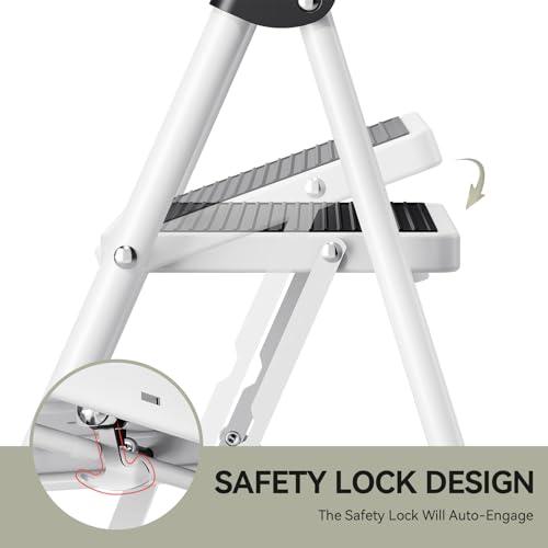 4 Step Folding Steel Step Ladder with Handrails White W653910