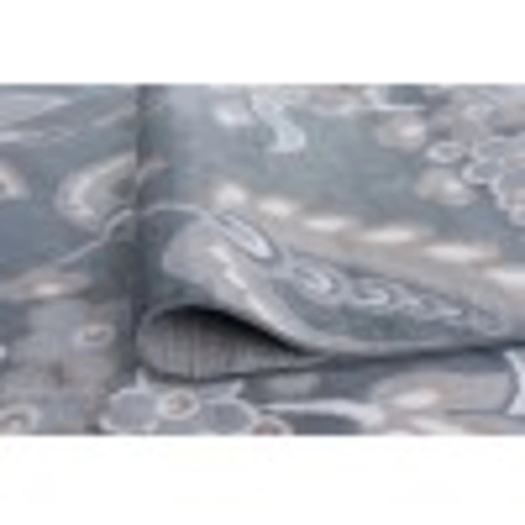 5' x 7' Gray and Cream Polypropylene Indoor Area Rug B4443