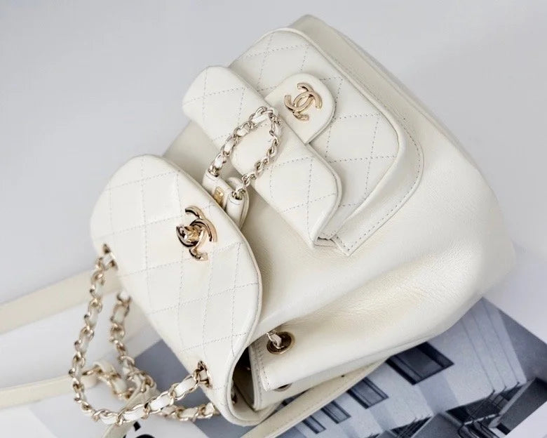 White Backpack H56101