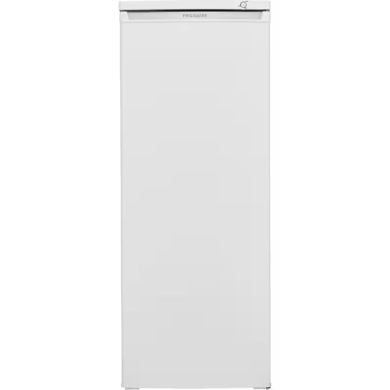 6 cu. Ft. Upright Freezer V677