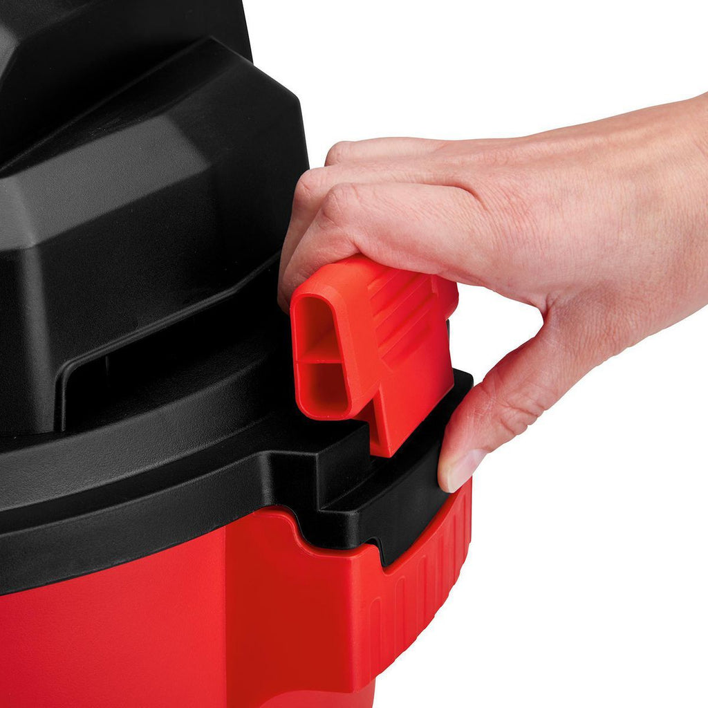 6 Gallon 4 Peak HP Wet/Dry Vacuum Y938