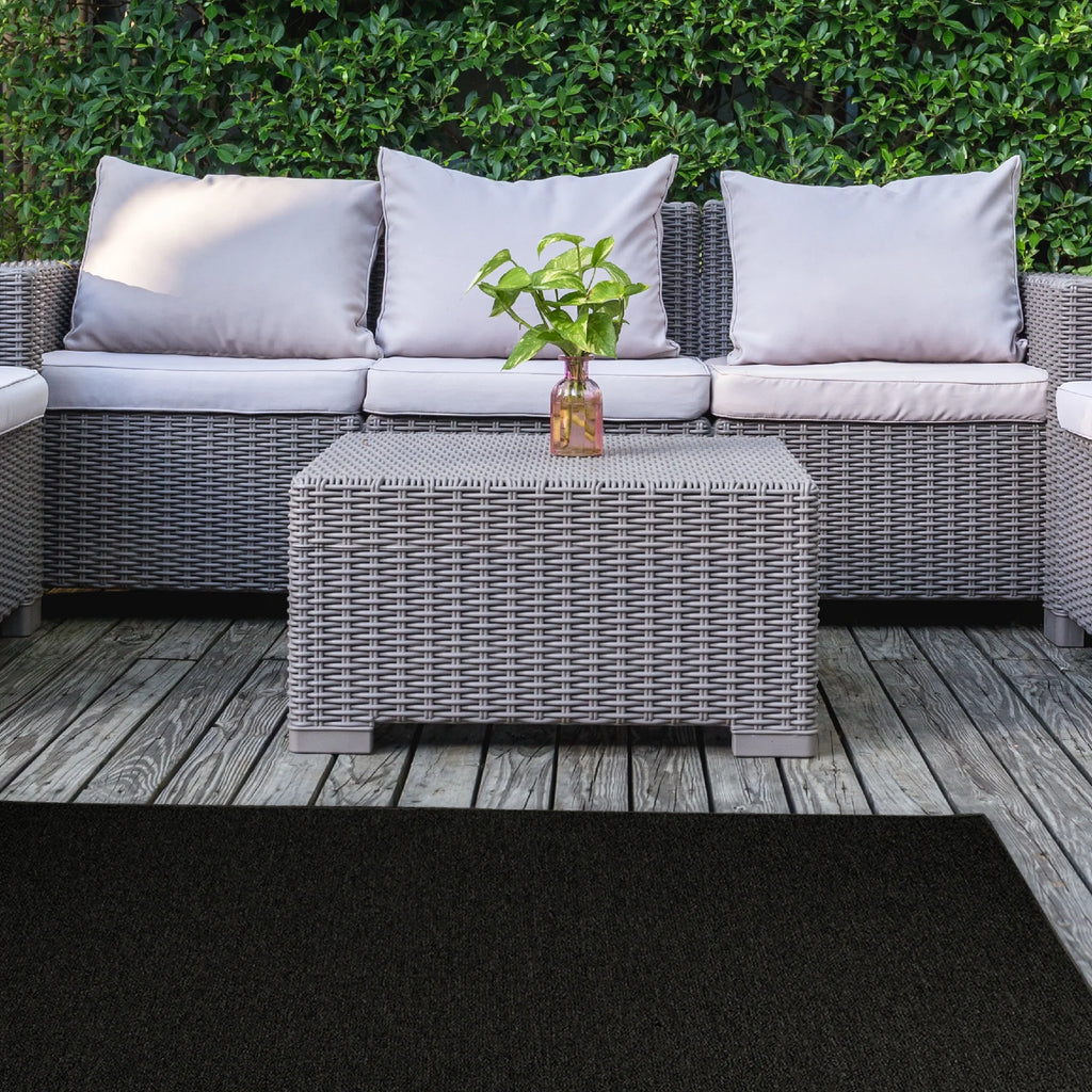 Black 5' x 8' Solid Color Area Rug K272