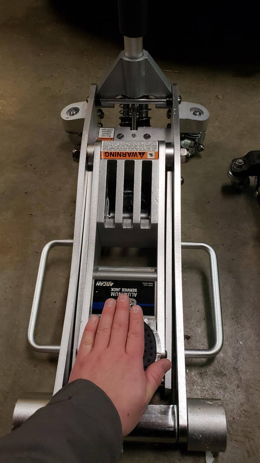 3-Ton Quick Rise Aluminum Floor Jack E651095