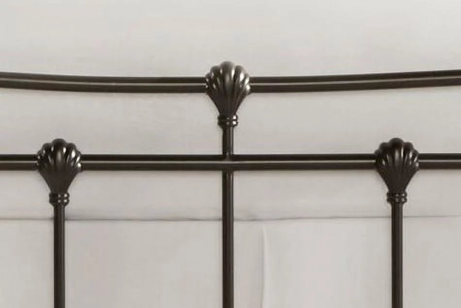 Antique Brown Metal King Bed Z974