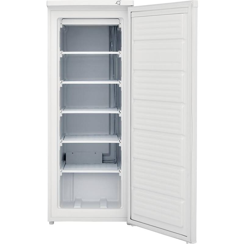 6 cu. Ft. Upright Freezer V677