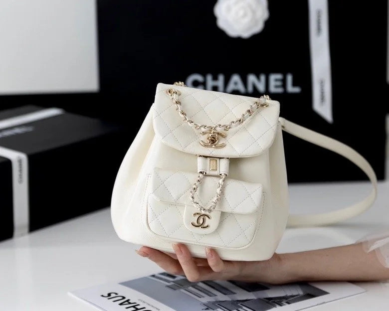 White Backpack H56101